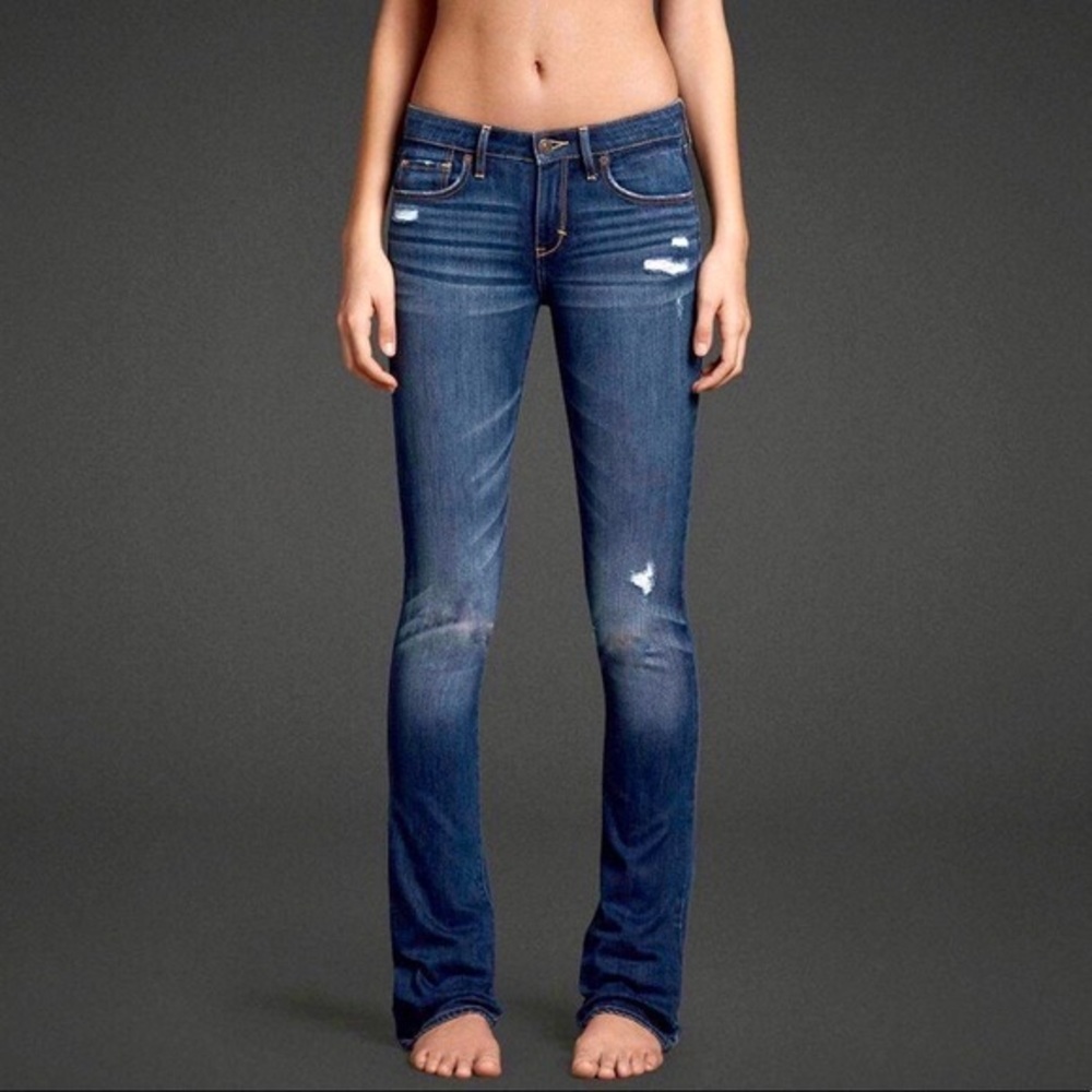 A&F skinny boot jean by abercrombie & fitch 👖🤗💜